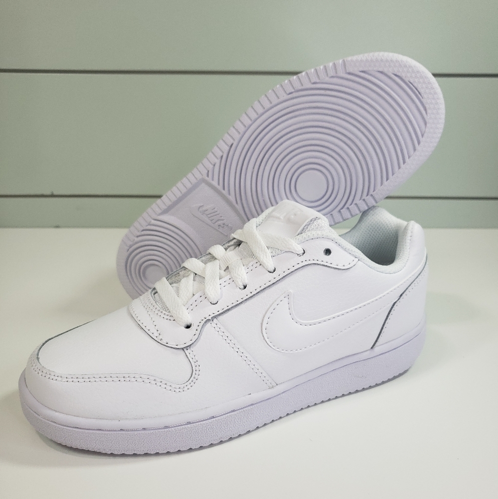 Nike Ebernon Low Triple White AQ1779-100 Trainer Sneakers Shoes Women's 7.5 - Picture 1 of 10